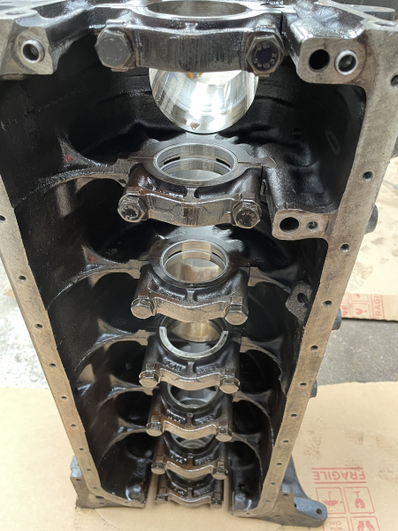 BMW M5 E28 Motorblock block engine Triebwerk M88/3 M88 Motor Moteur  M6 E24